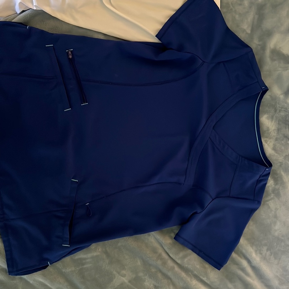scrub shirts all size small